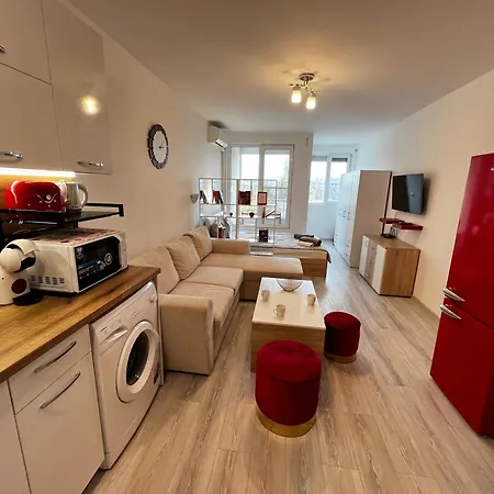 Warsaw Cozy Near Unss And Nsa With Balcony *