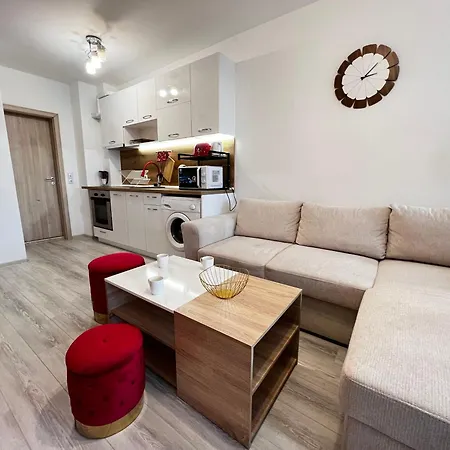 Warsaw Cozy Near Unss And Nsa With Balcony Appartamento *