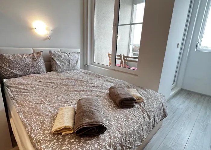 Warsaw Cozy Near Unss And Nsa With Balcony Lejlighed Sofia