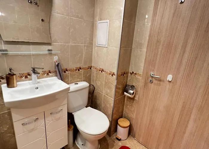 Warsaw Cozy Near Unss And Nsa With Balcony Sofia